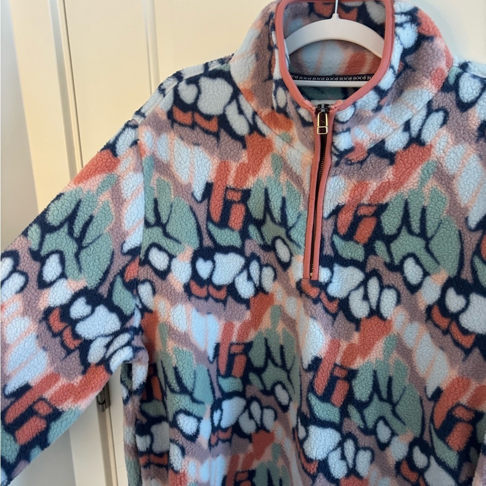 Colorful Mountain and Isles Patterned Fleece Pullover - Picture 4 of 10